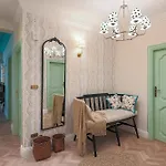 Heliopolis Boutique - 3 Bedroom Apt Centrally Located At City Stars