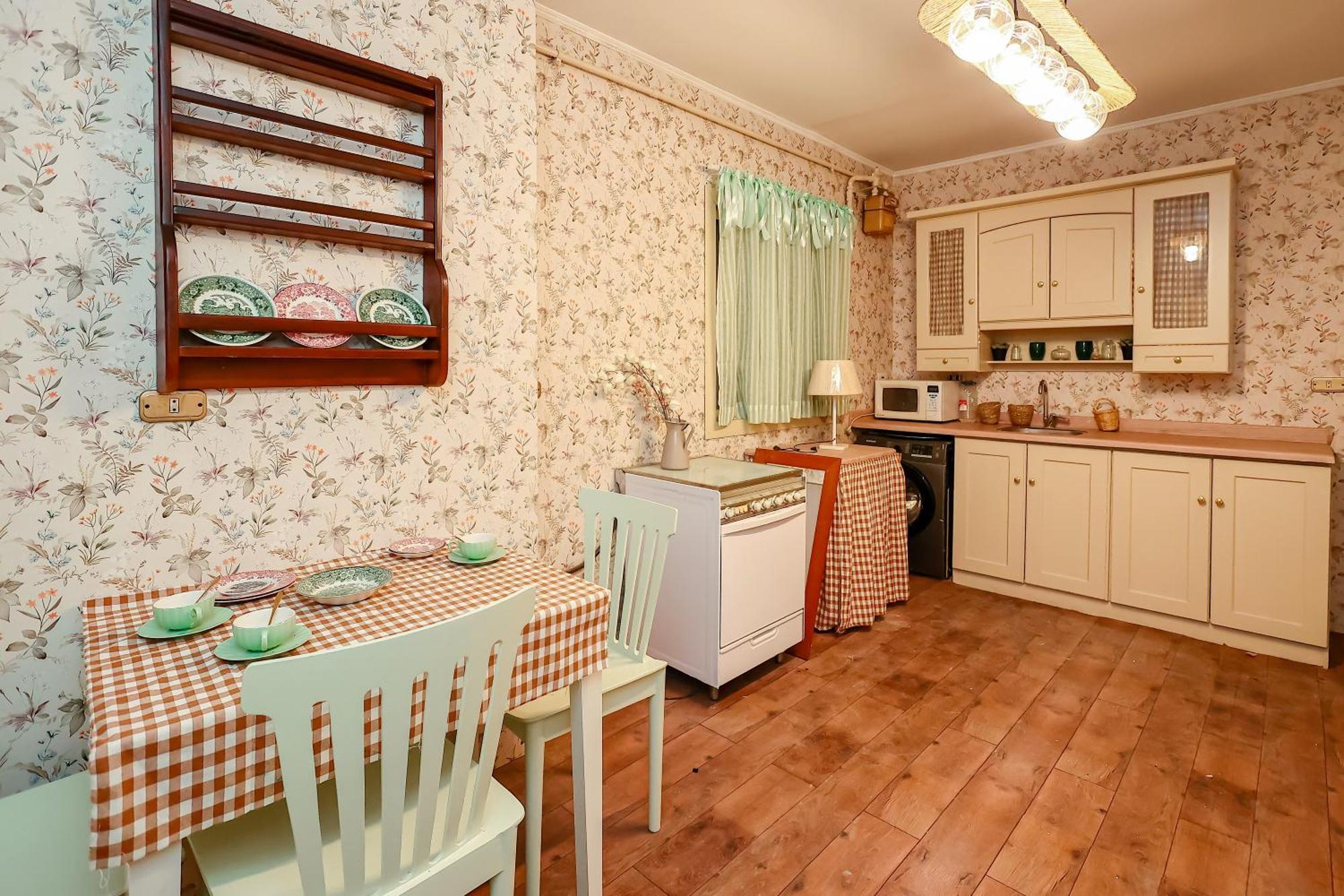 Heliopolis Boutique - 3 Bedroom Centrally Located At Stars Apartment Cairo
