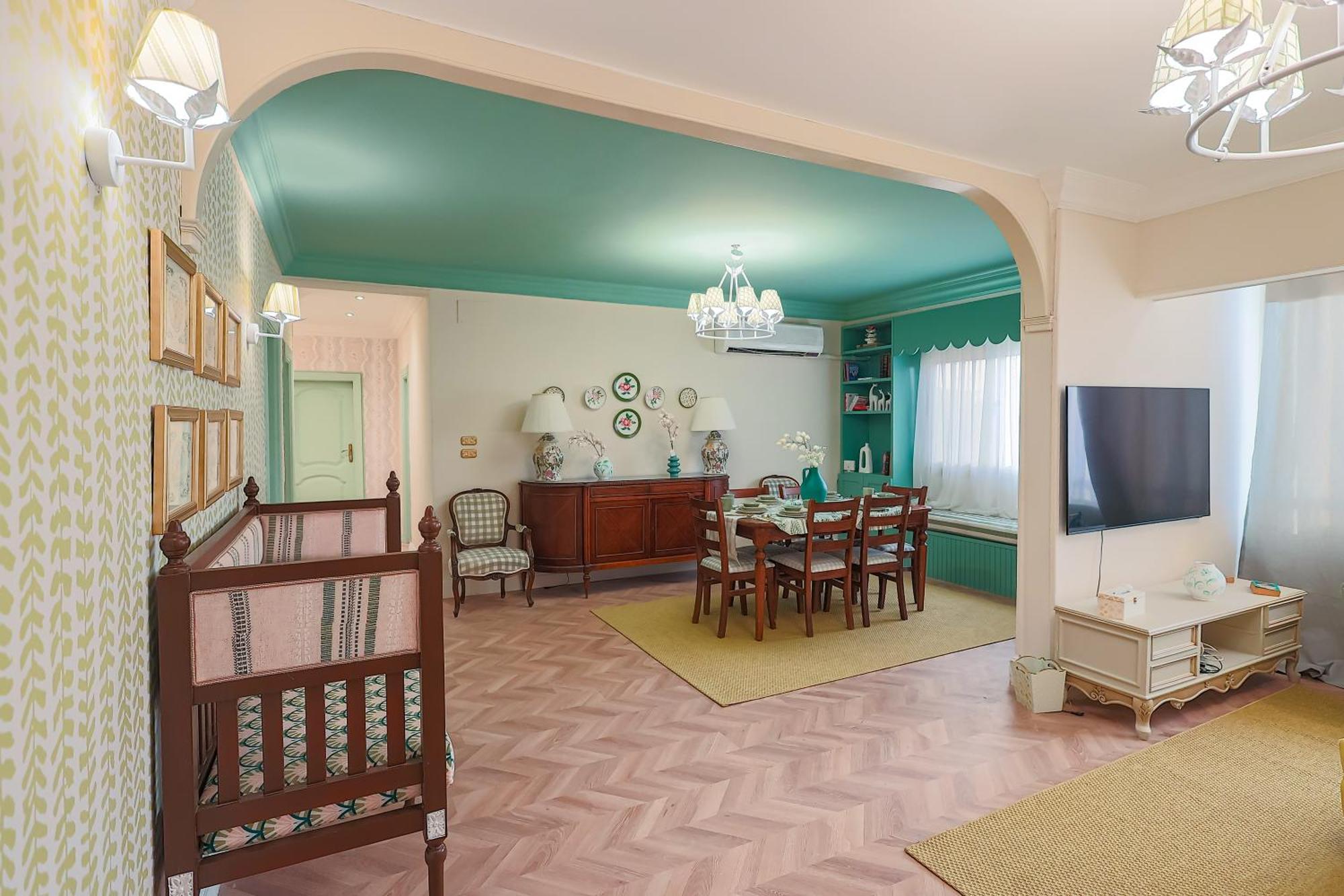 Heliopolis Boutique - 3 Bedroom Centrally Located At Stars Apartment Cairo