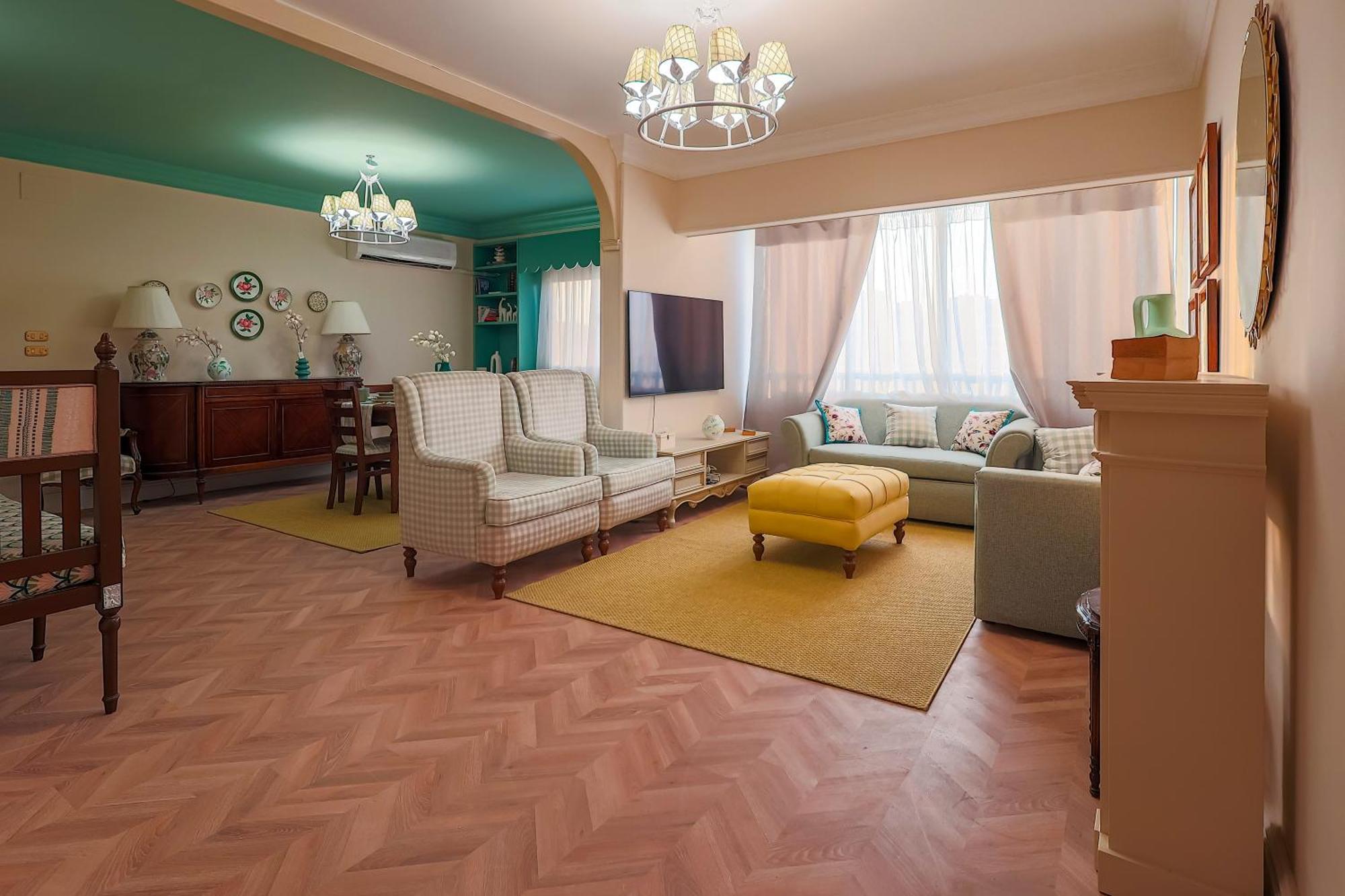 Apartment Heliopolis Boutique - 3 Bedroom Centrally Located At Stars Cairo