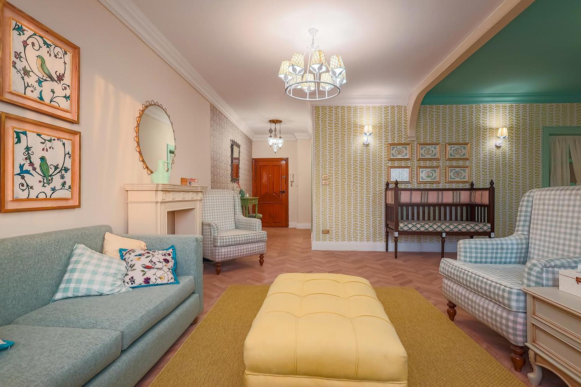 Heliopolis Boutique - 3 Bedroom Centrally Located At Stars Apartment Cairo