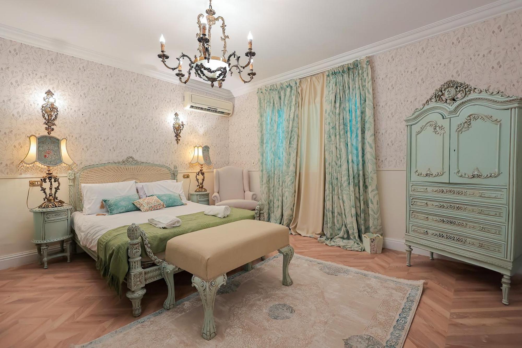 Apartment Heliopolis Boutique - 3 Bedroom Centrally Located At Stars