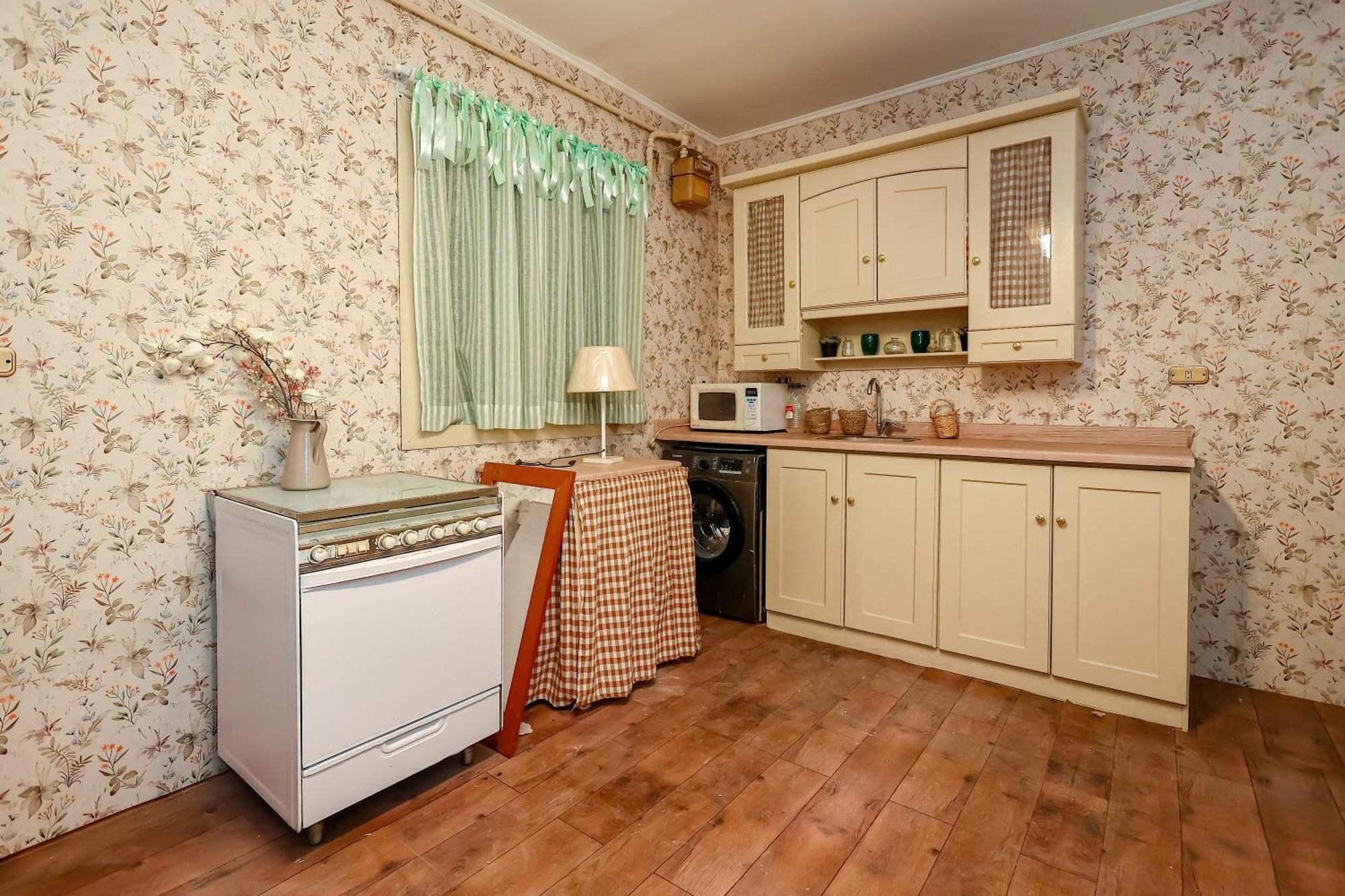 Heliopolis Boutique - 3 Bedroom Centrally Located At Stars Apartment *